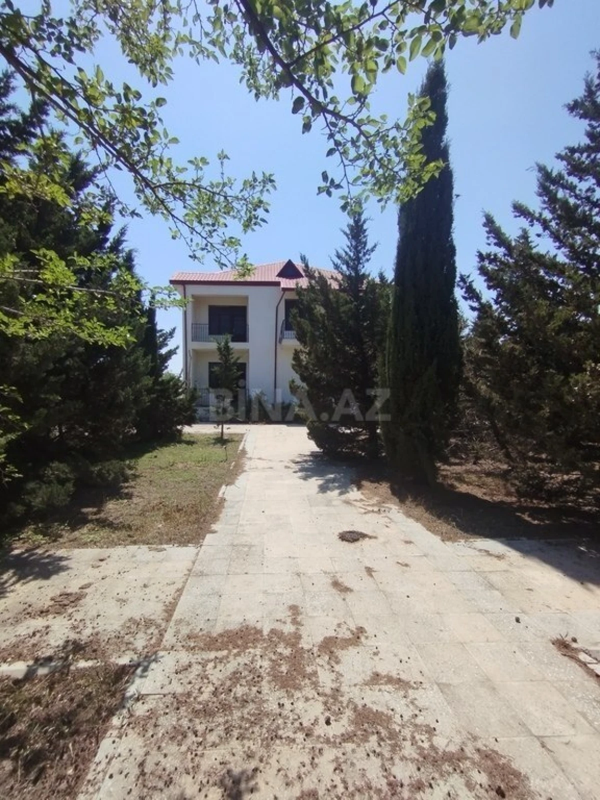 Satılır 6 otaqlı həyət evi 250 m²