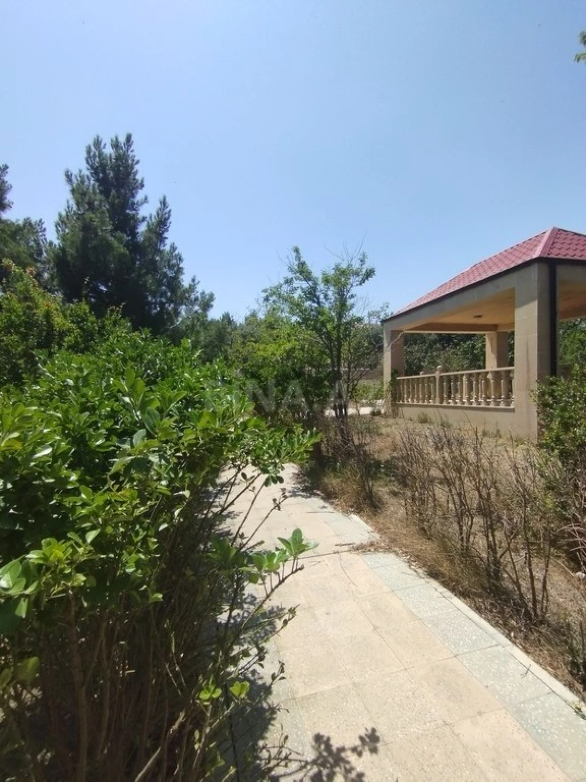 Satılır 6 otaqlı həyət evi 250 m²