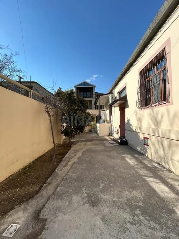 Satılır 4 otaqlı həyət evi 150 m²