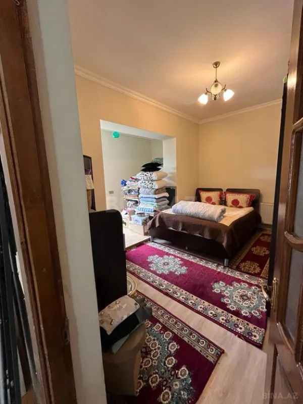 Satılır 4 otaqlı həyət evi 150 m²