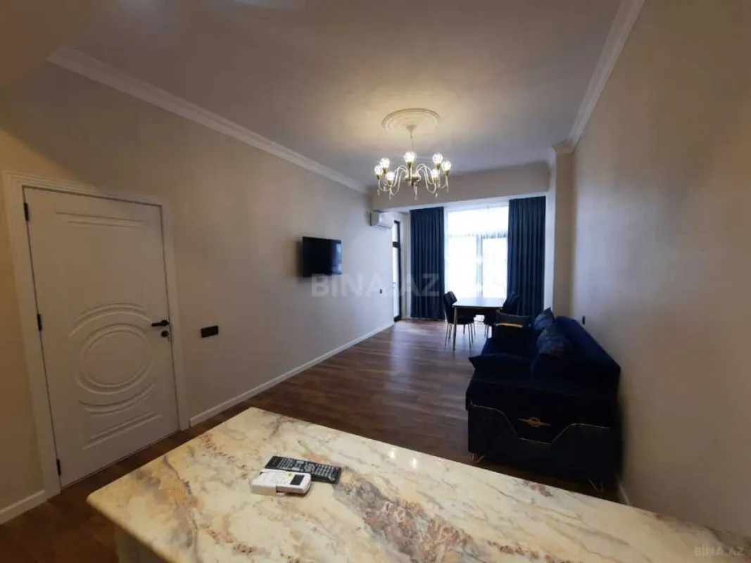 Kirayə verilir 2 otaqlı mənzil 65 m²