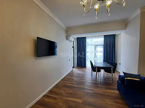 Kirayə verilir 2 otaqlı mənzil 65 m²
