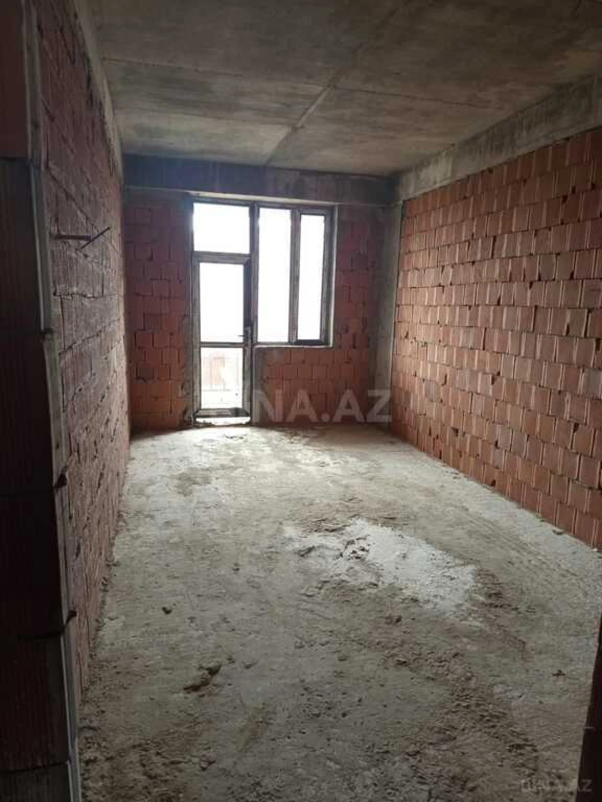 Satılır 2 otaqlı mənzil 90.5 m²