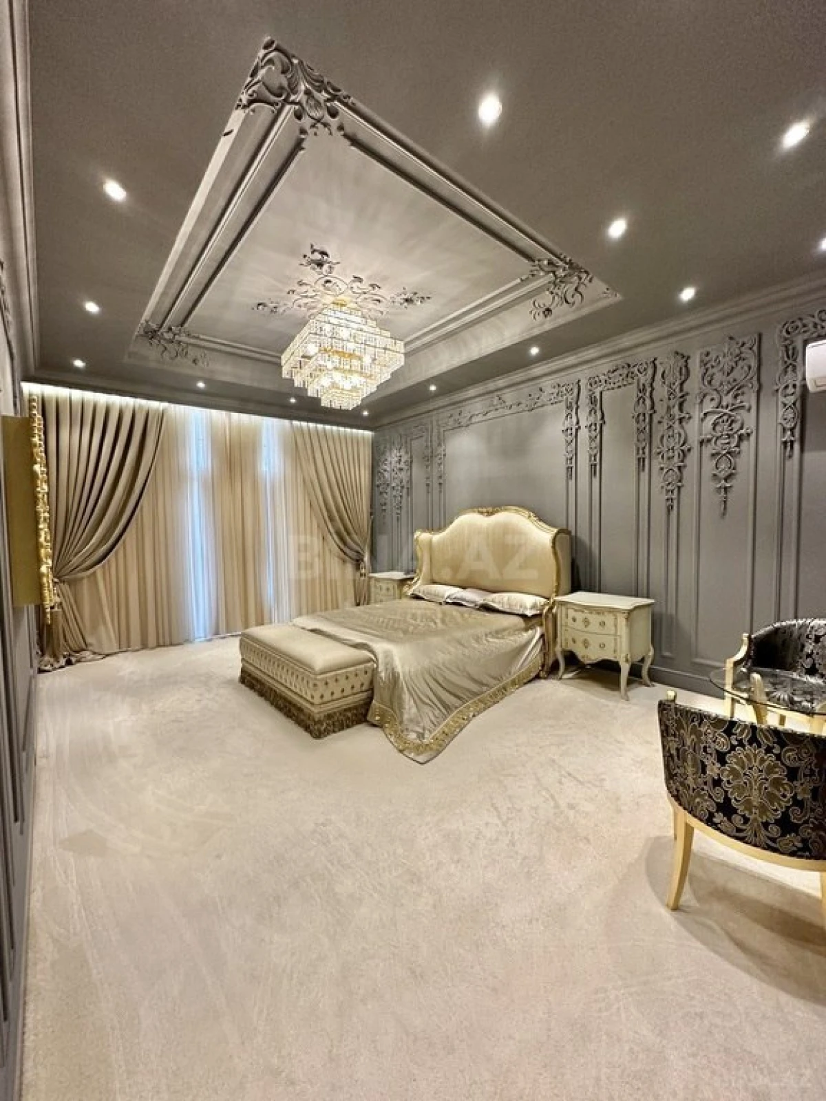 Satılır 7 otaqlı həyət evi 980 m²