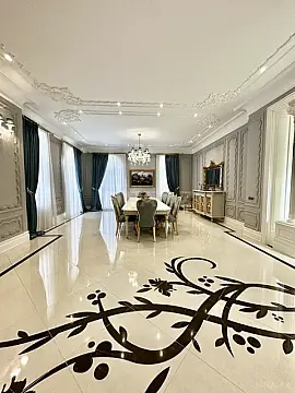 Satılır 7 otaqlı həyət evi 980 m²