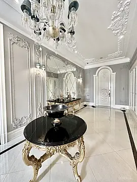 Satılır 7 otaqlı həyət evi 980 m²