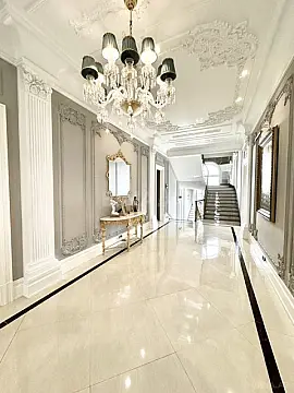 Satılır 7 otaqlı həyət evi 980 m²