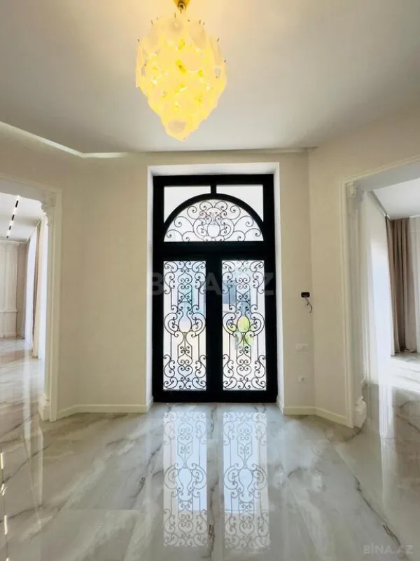 Satılır 6 otaqlı həyət evi 450 m²