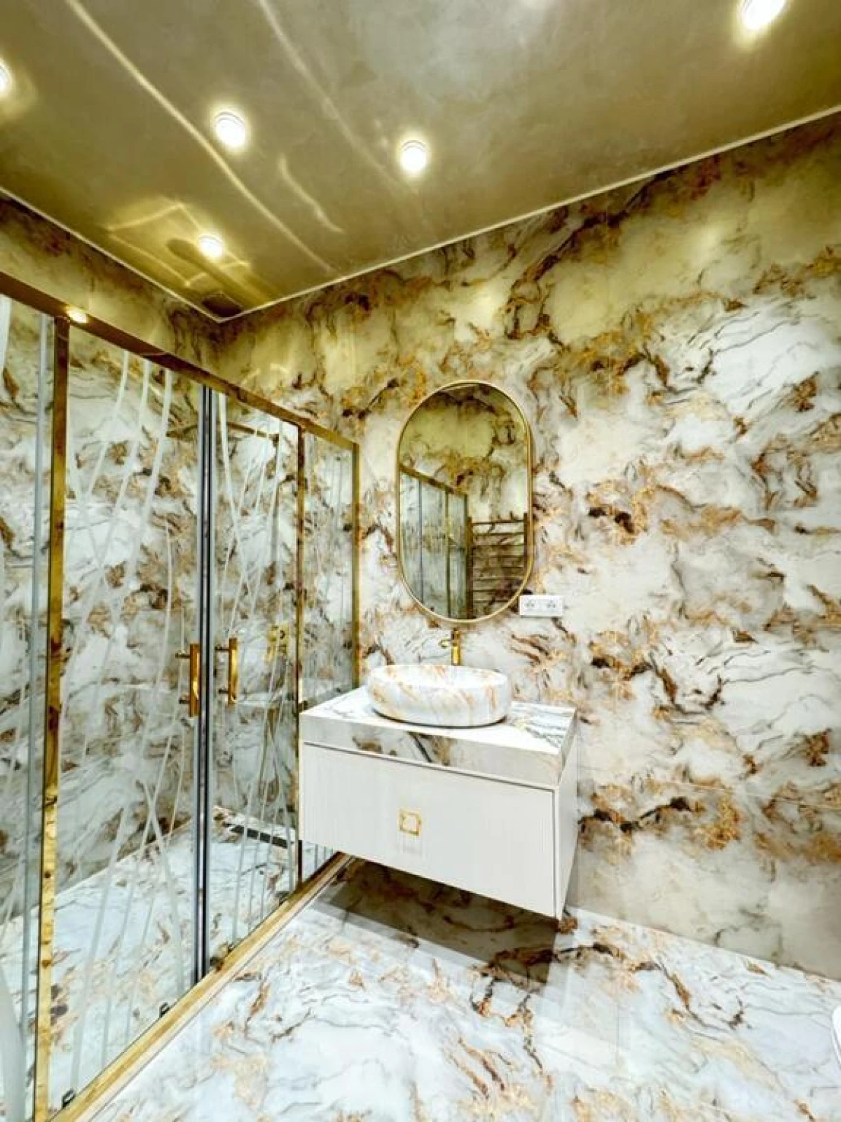 Satılır 6 otaqlı həyət evi 450 m²