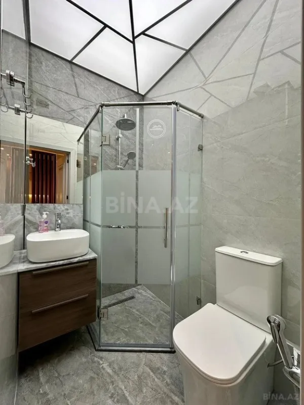 Satılır 2 otaqlı mənzil 67 m²