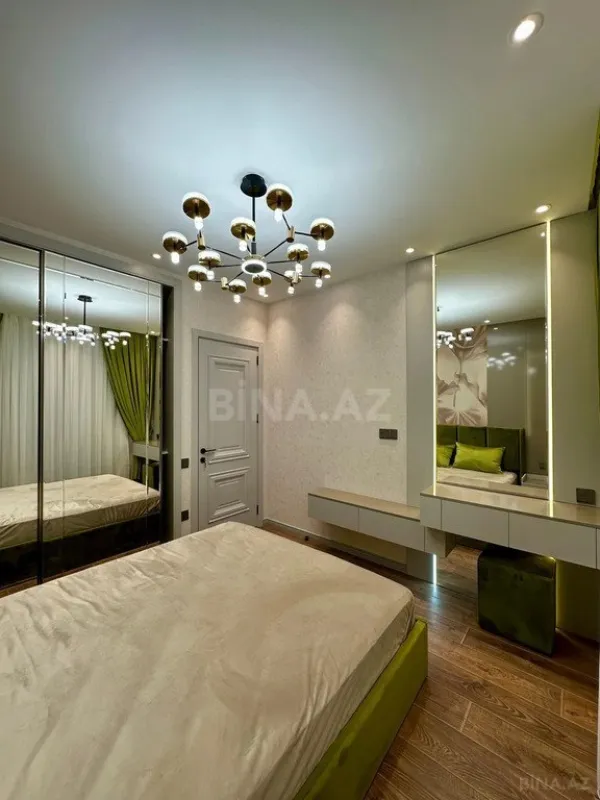 Satılır 2 otaqlı mənzil 67 m²