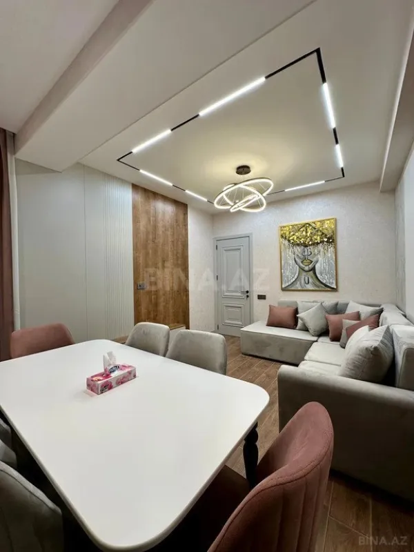 Satılır 2 otaqlı mənzil 67 m²