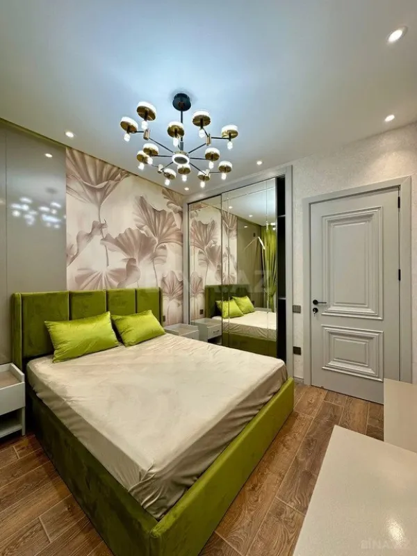 Satılır 2 otaqlı mənzil 67 m²