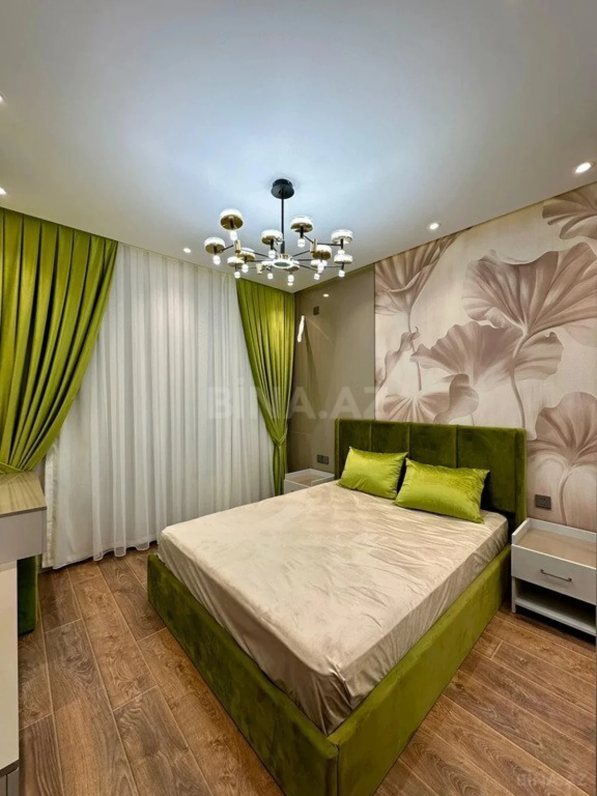 Satılır 2 otaqlı mənzil 67 m²