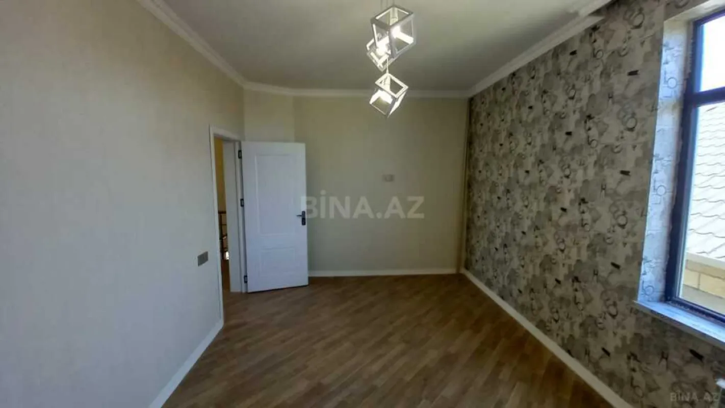 Satılır 3 otaqlı həyət evi 140 m²