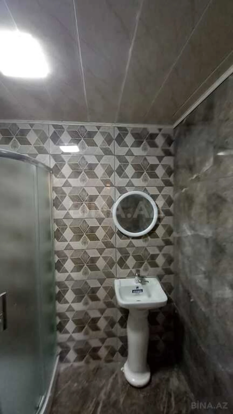 Satılır 3 otaqlı həyət evi 140 m²