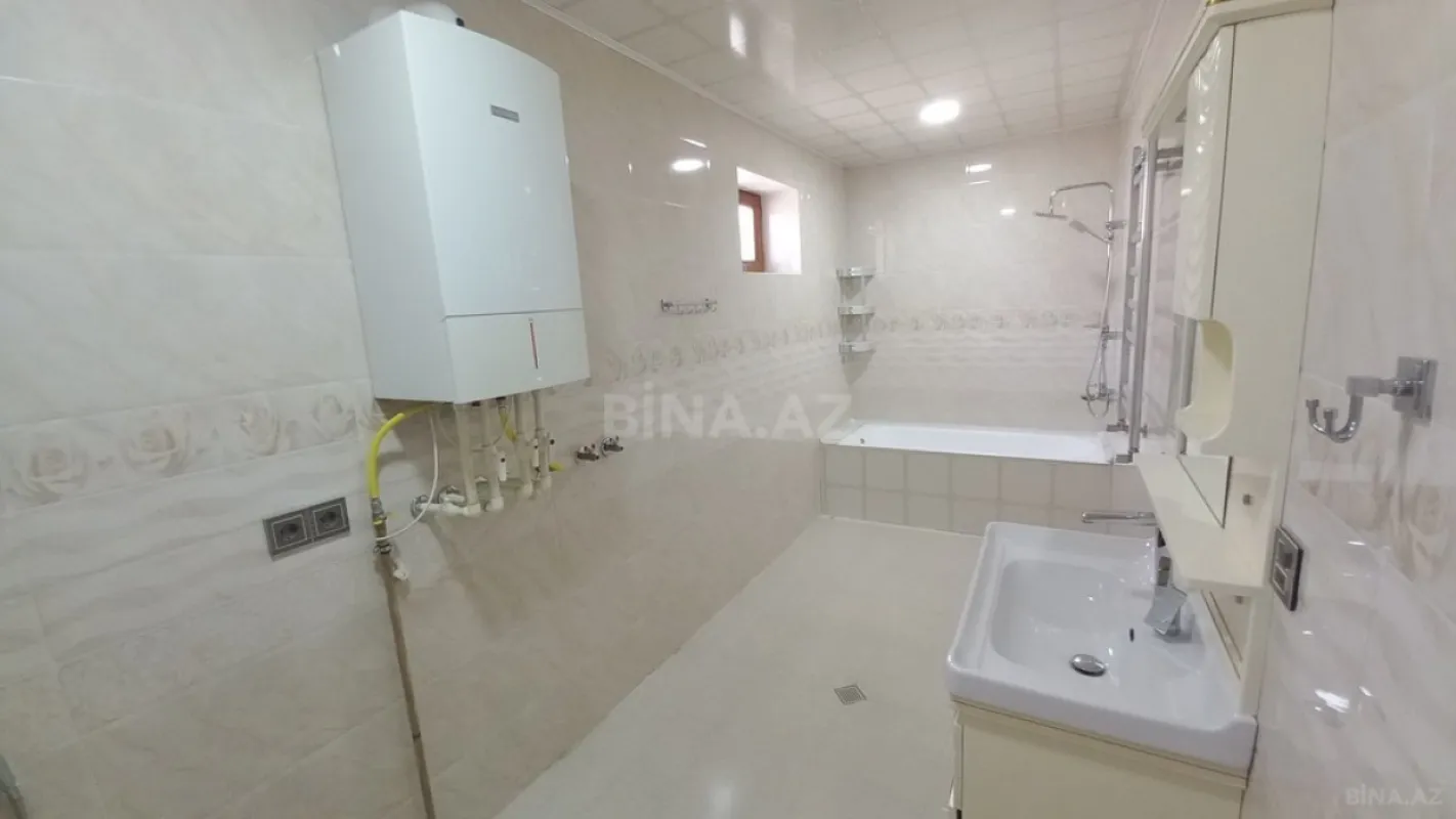 Kirayə verilir 12 otaqlı ofis 800 m²