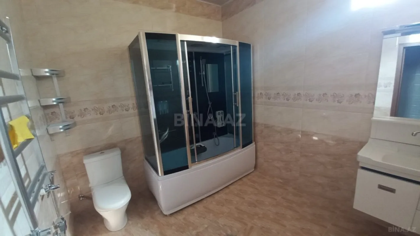 Kirayə verilir 12 otaqlı ofis 800 m²