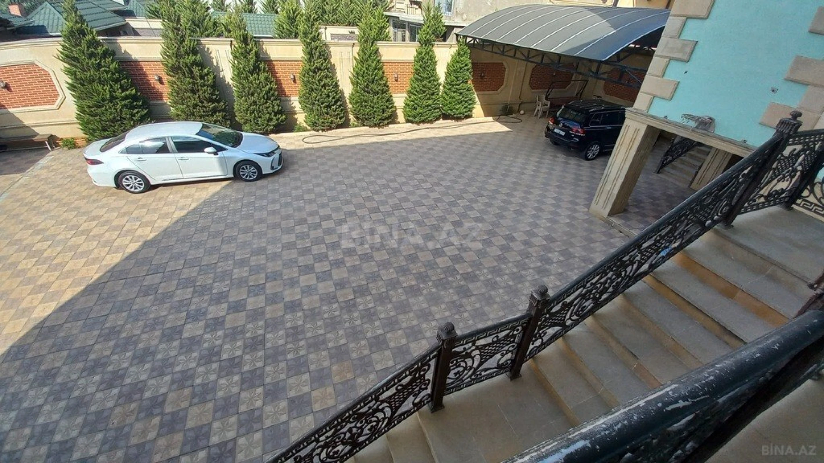 Kirayə verilir 12 otaqlı ofis 800 m²