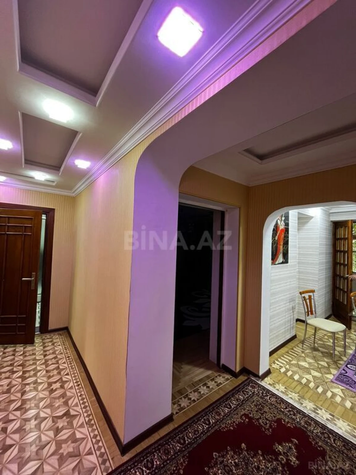 Satılır 4 otaqlı mənzil 110 m²