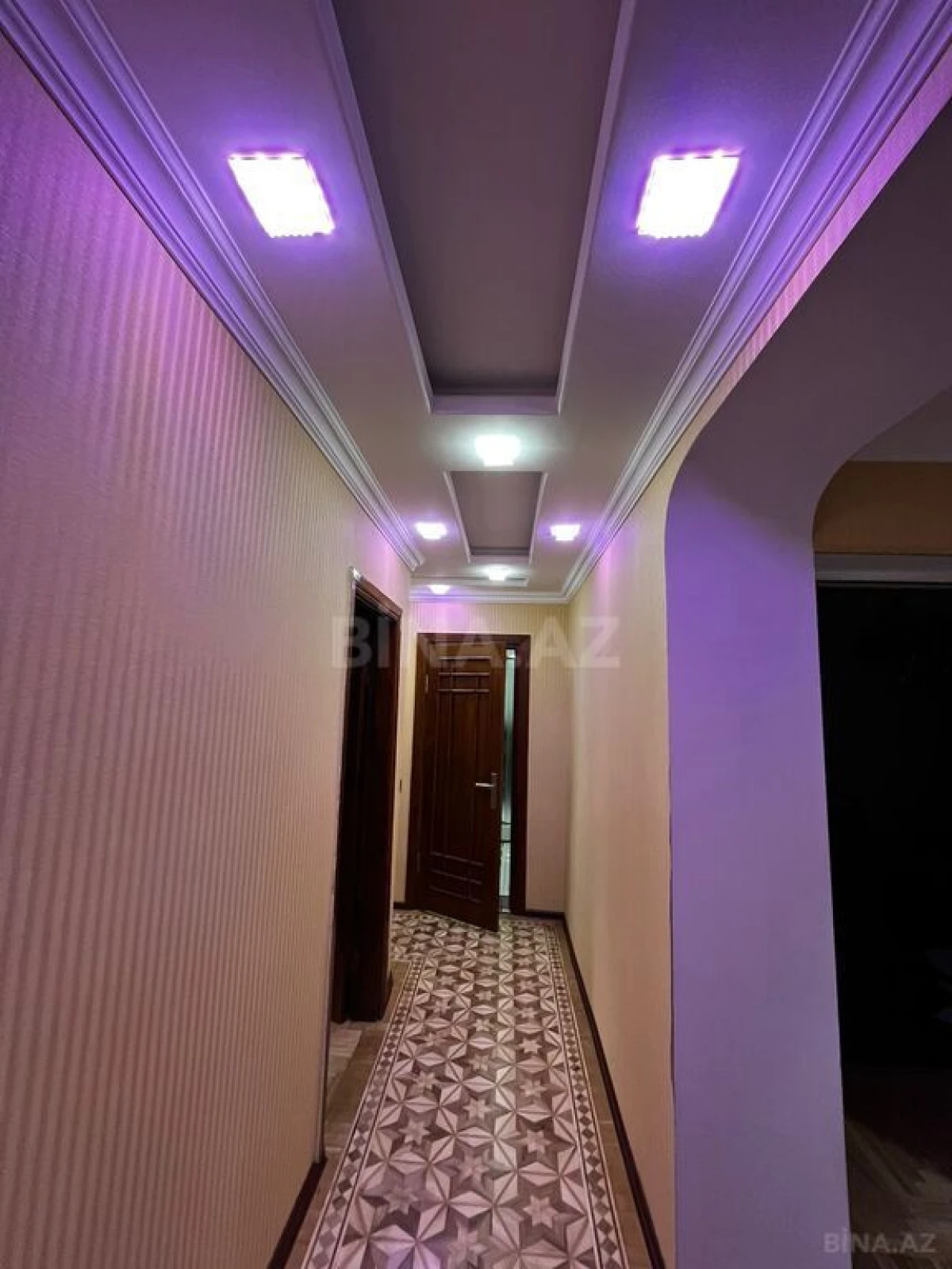 Satılır 4 otaqlı mənzil 110 m²