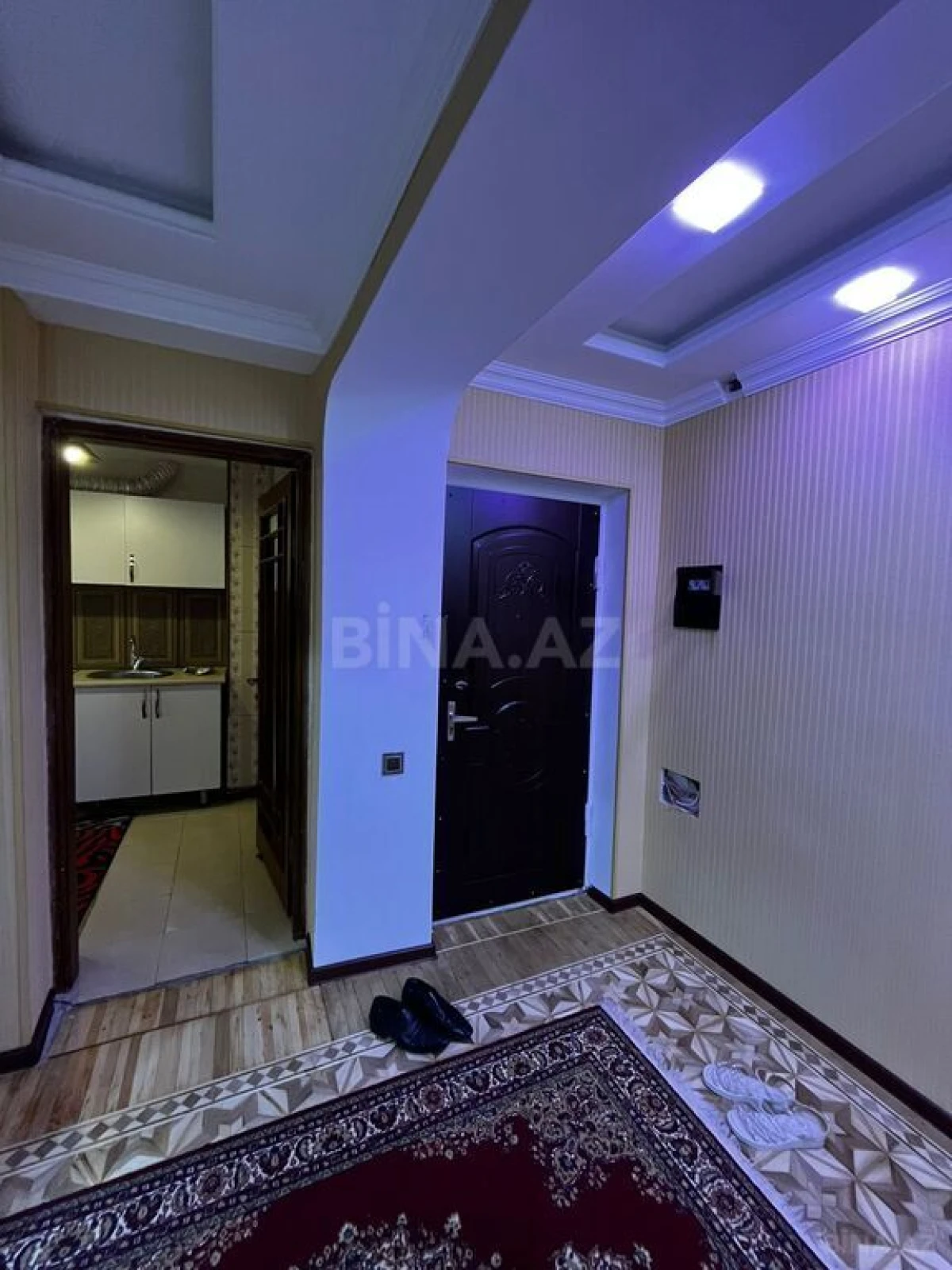 Satılır 4 otaqlı mənzil 110 m²