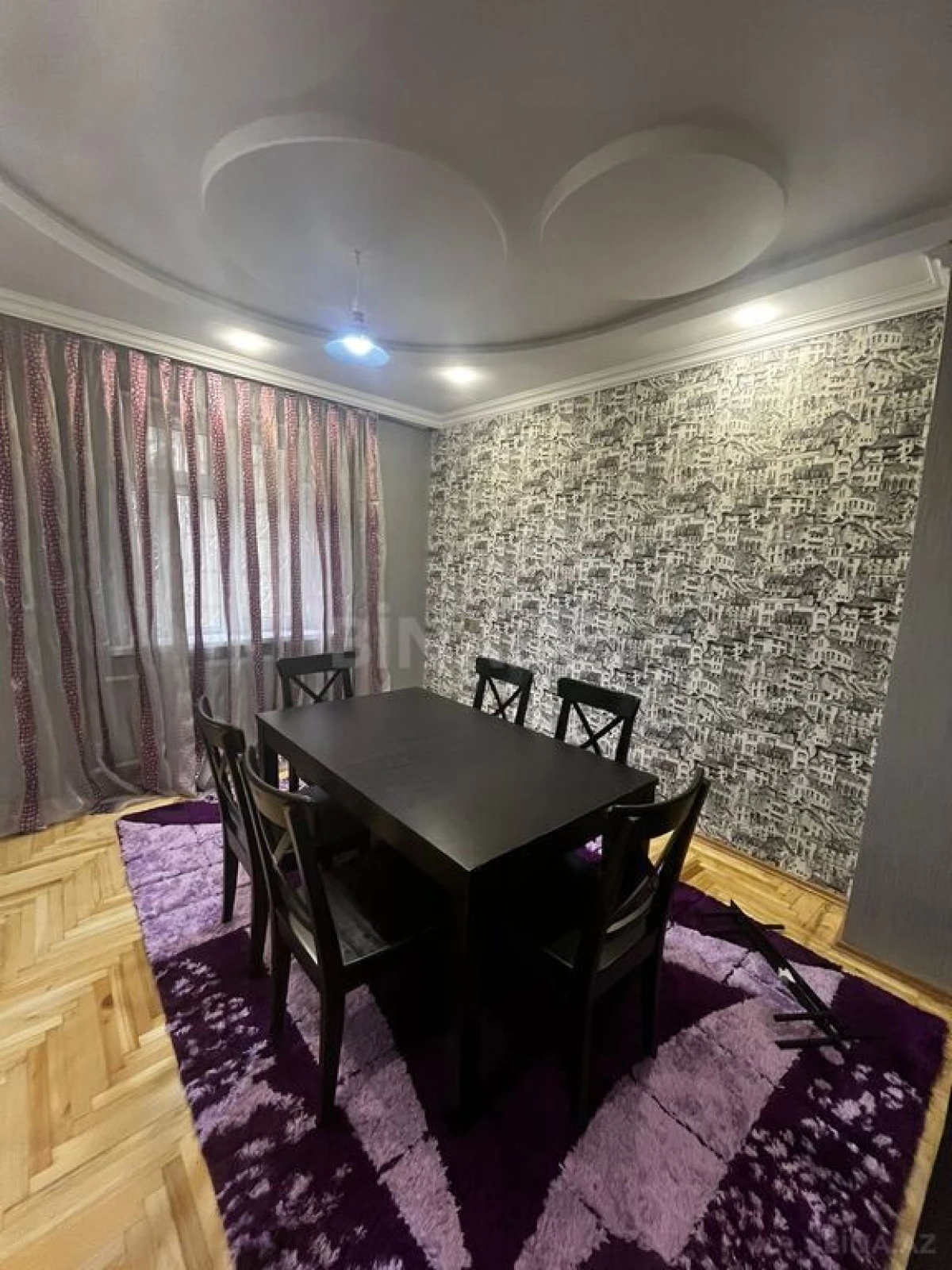 Satılır 4 otaqlı mənzil 110 m²