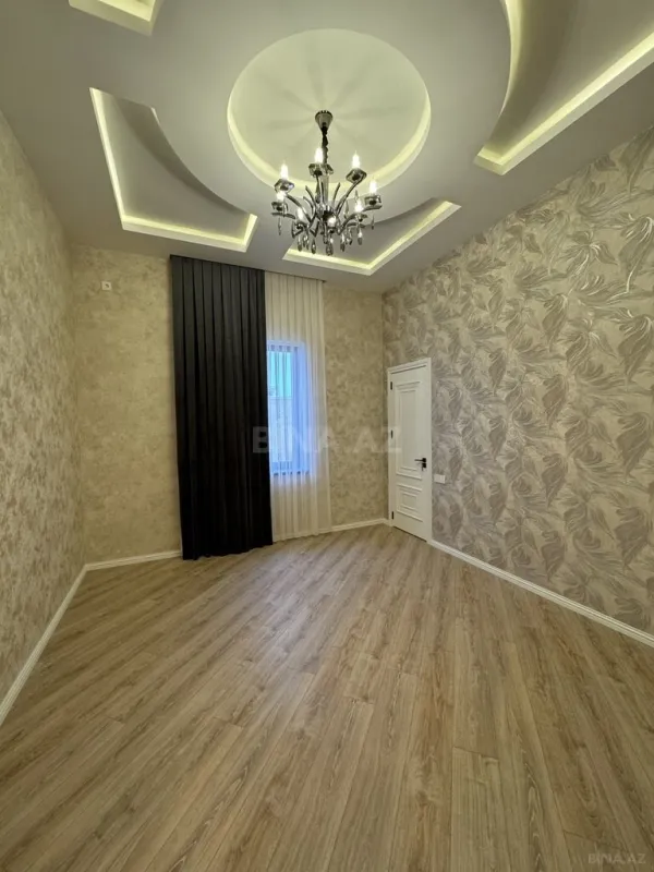 Satılır 5 otaqlı həyət evi 250 m²