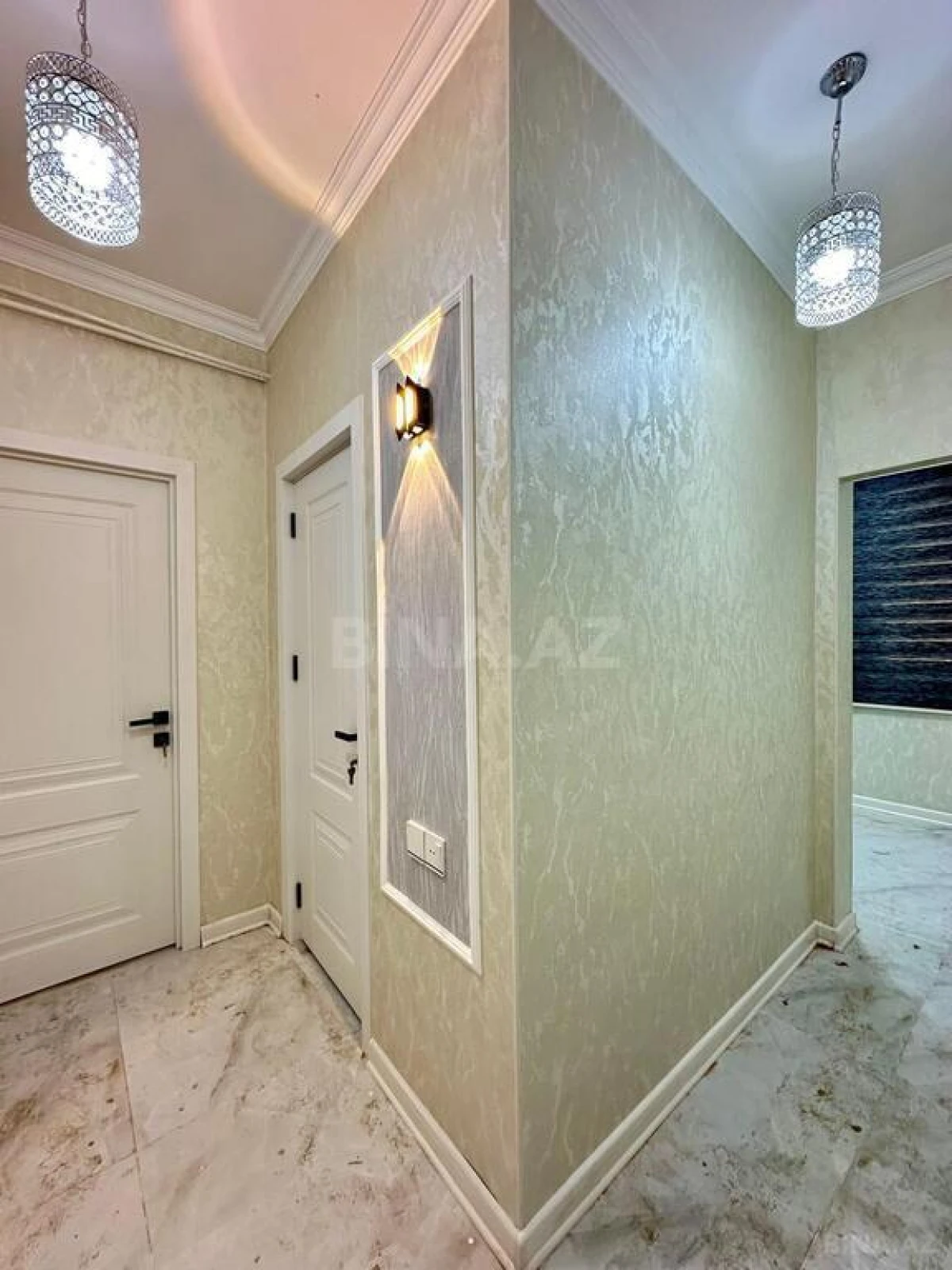 Satılır 2 otaqlı mənzil 56 m²