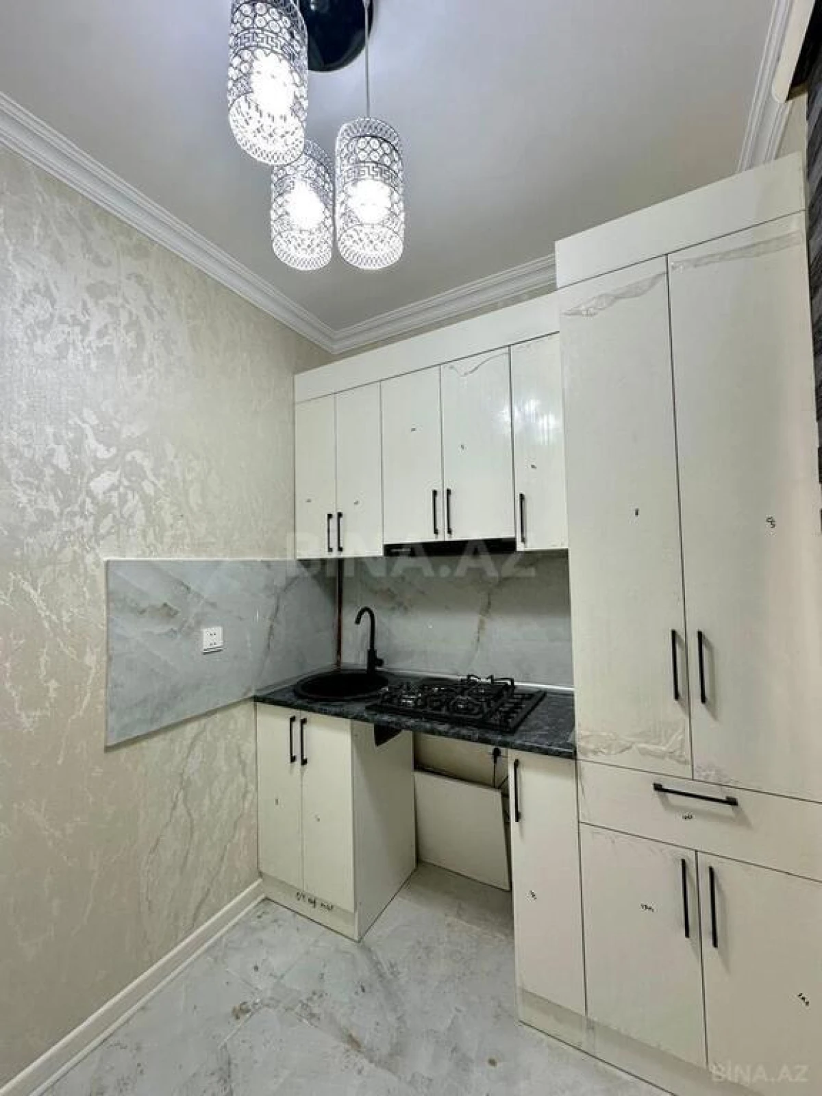Satılır 2 otaqlı mənzil 56 m²