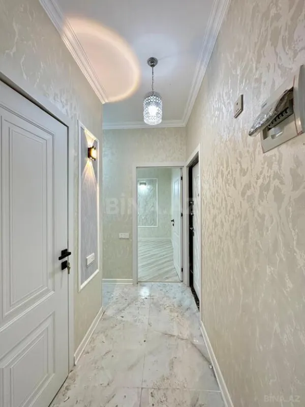 Satılır 2 otaqlı mənzil 56 m²