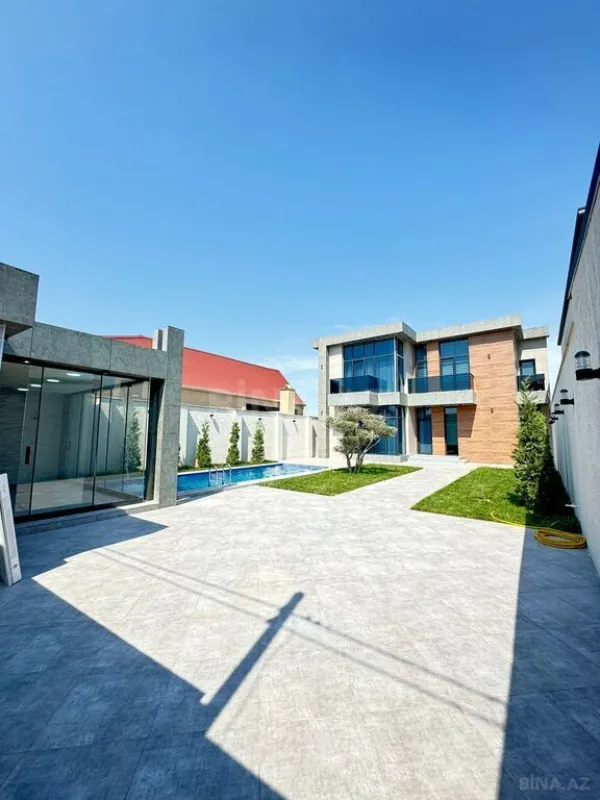Satılır 5 otaqlı həyət evi 250 m²
