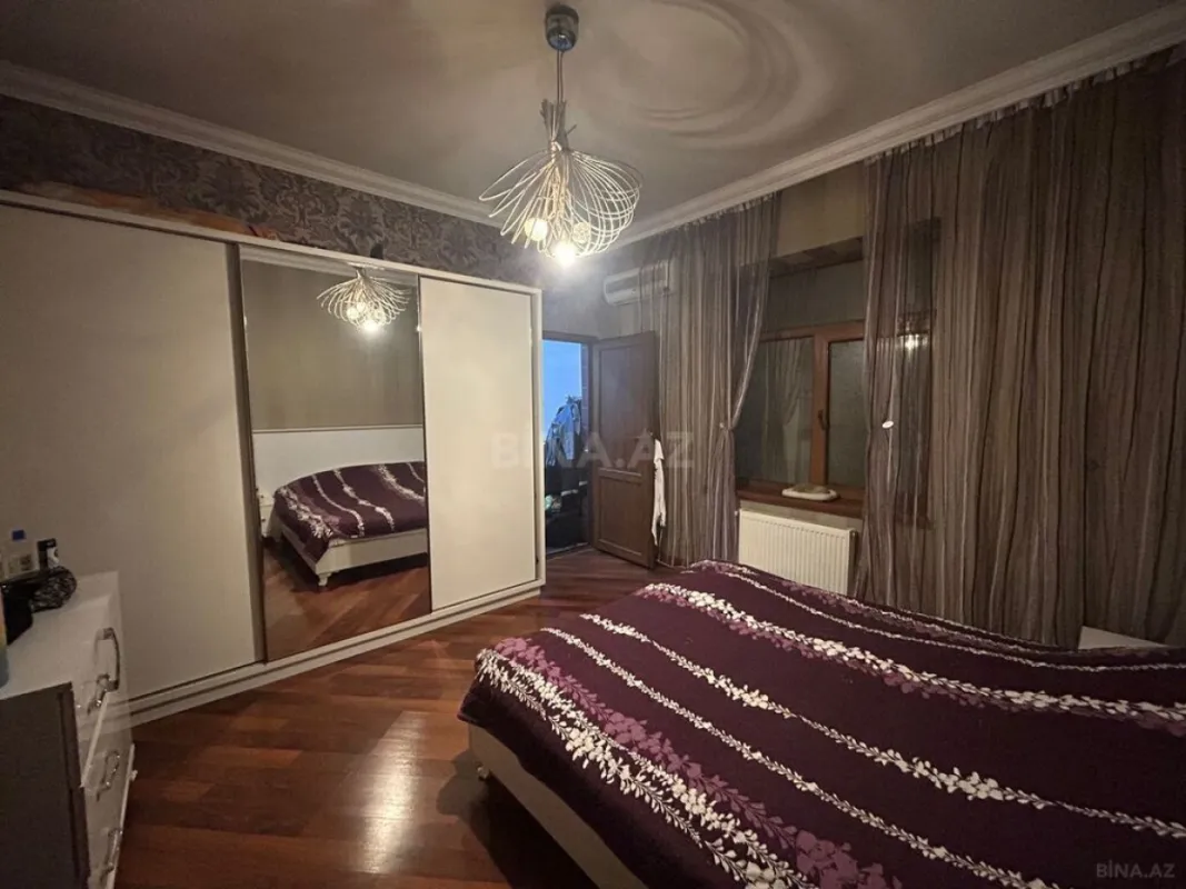 Satılır 4 otaqlı həyət evi 160 m²