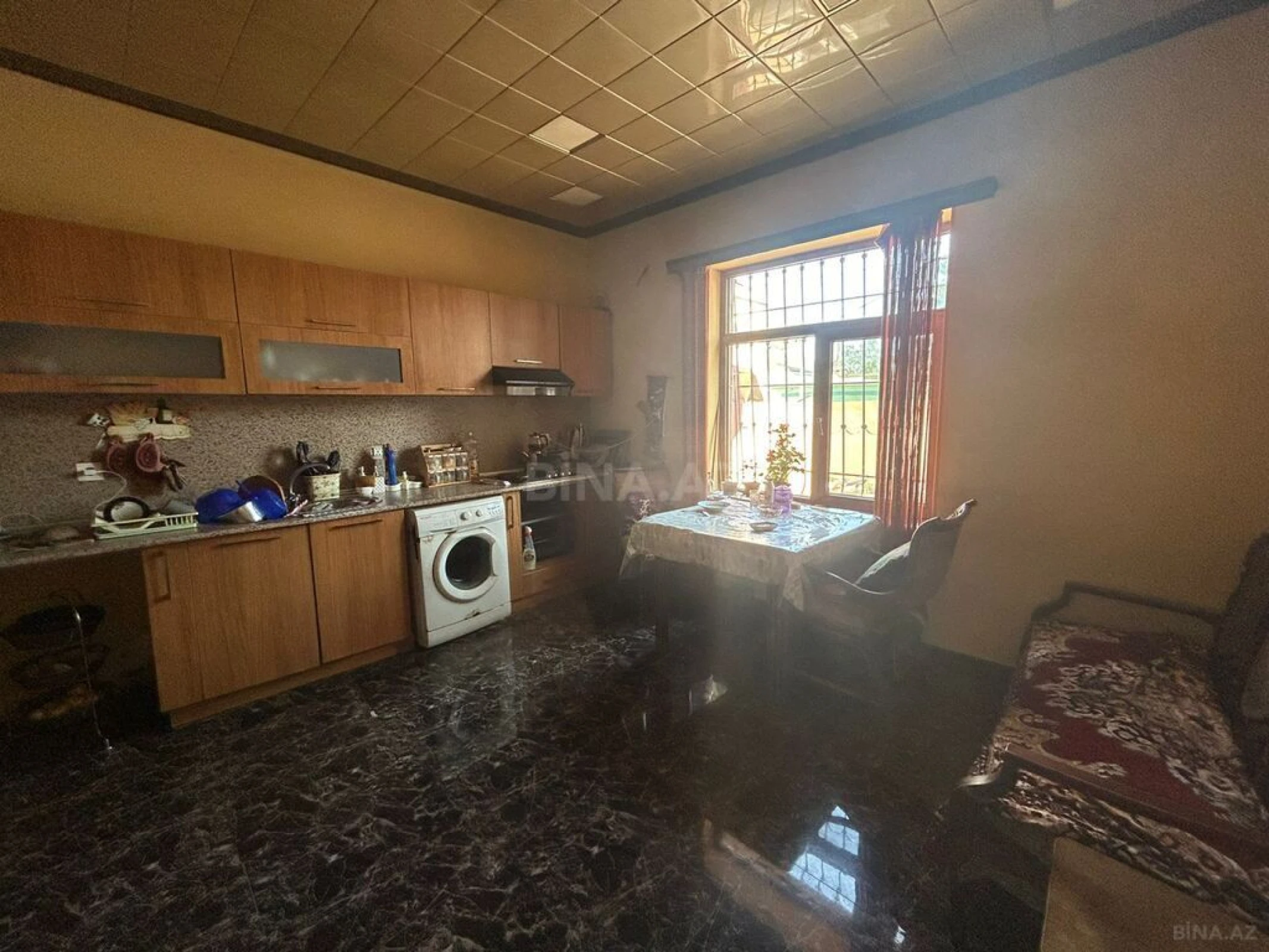 Satılır 4 otaqlı həyət evi 160 m²