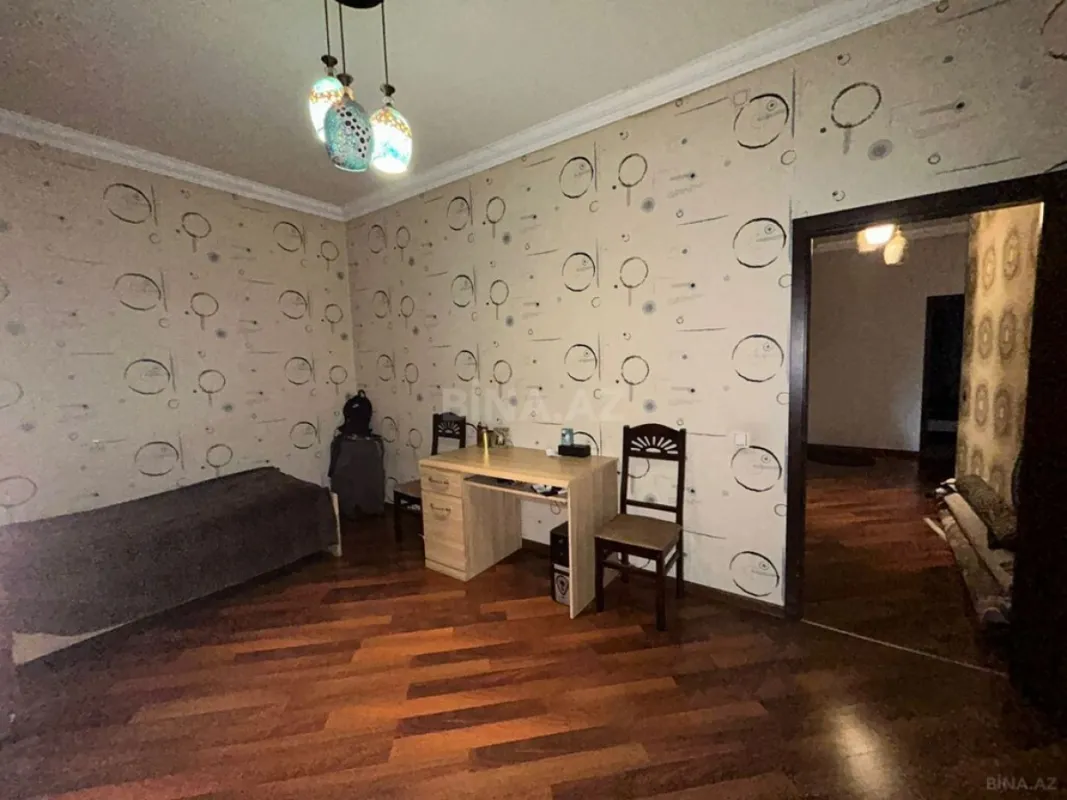 Satılır 4 otaqlı həyət evi 160 m²