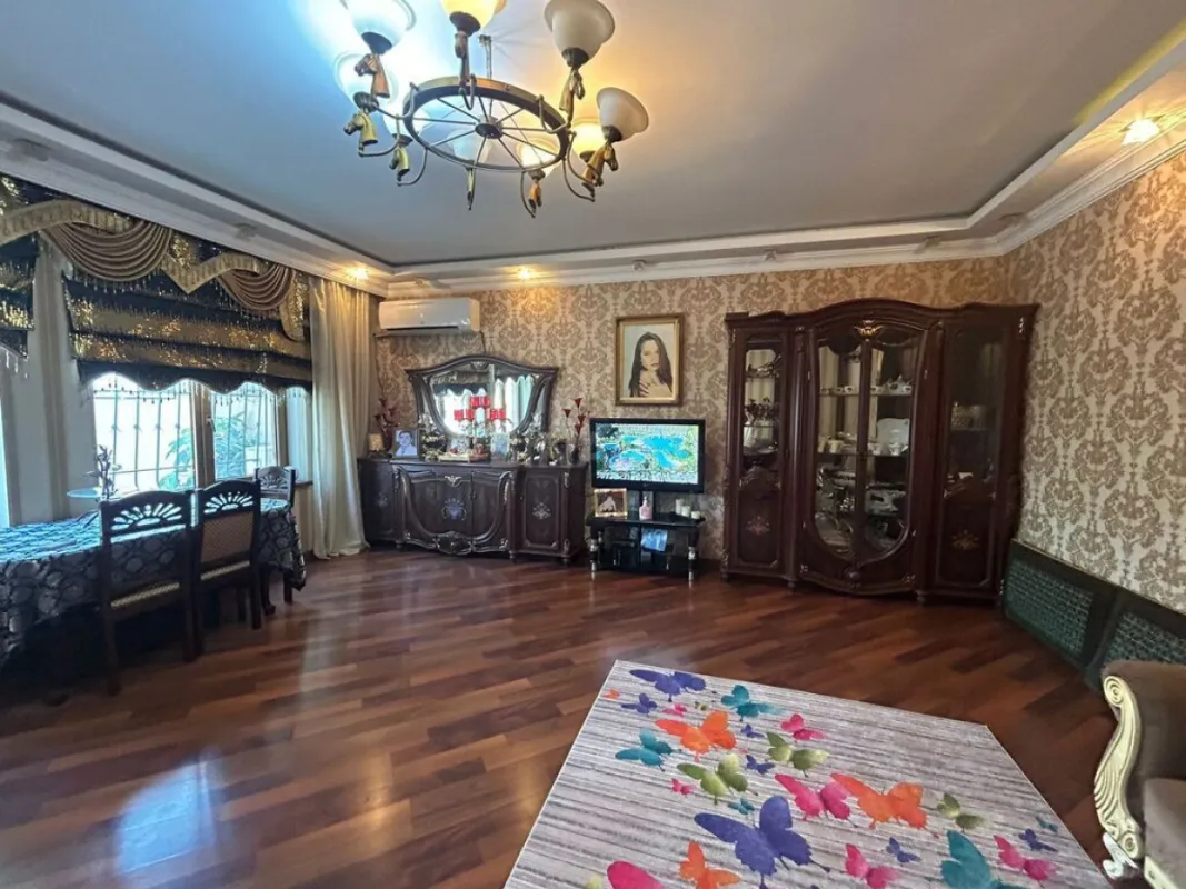 Satılır 4 otaqlı həyət evi 160 m²