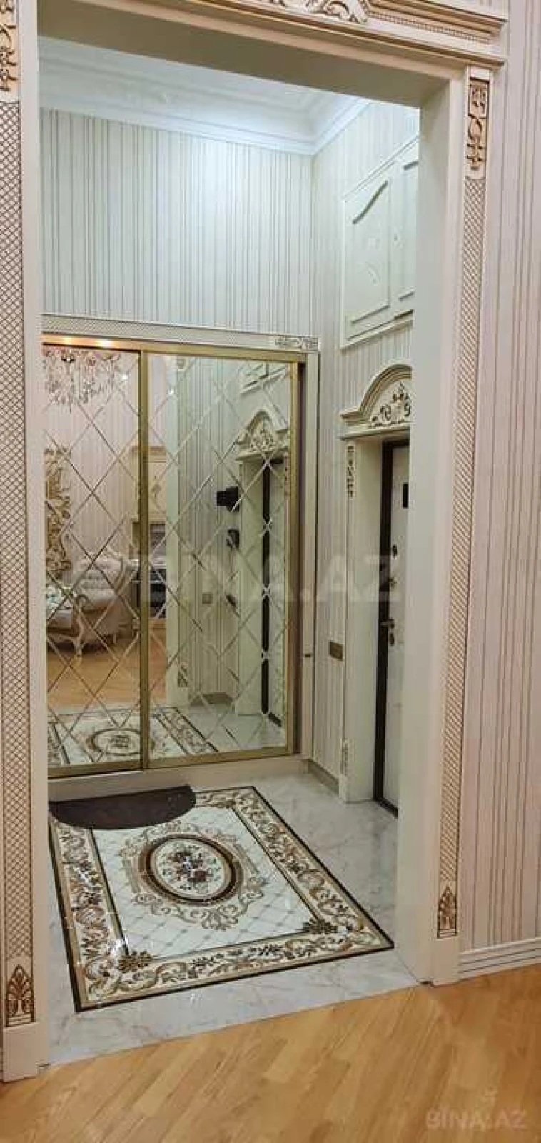 Satılır 3 otaqlı mənzil 100 m²