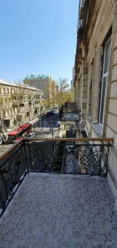 Satılır 3 otaqlı mənzil 100 m²
