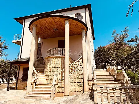 Satılır 6 otaqlı həyət evi 171 m²