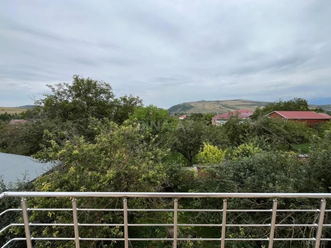 Satılır 6 otaqlı həyət evi 171 m²