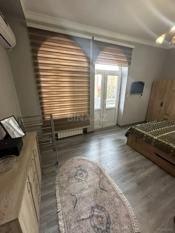 Kirayə verilir 2 otaqlı mənzil 65 m²