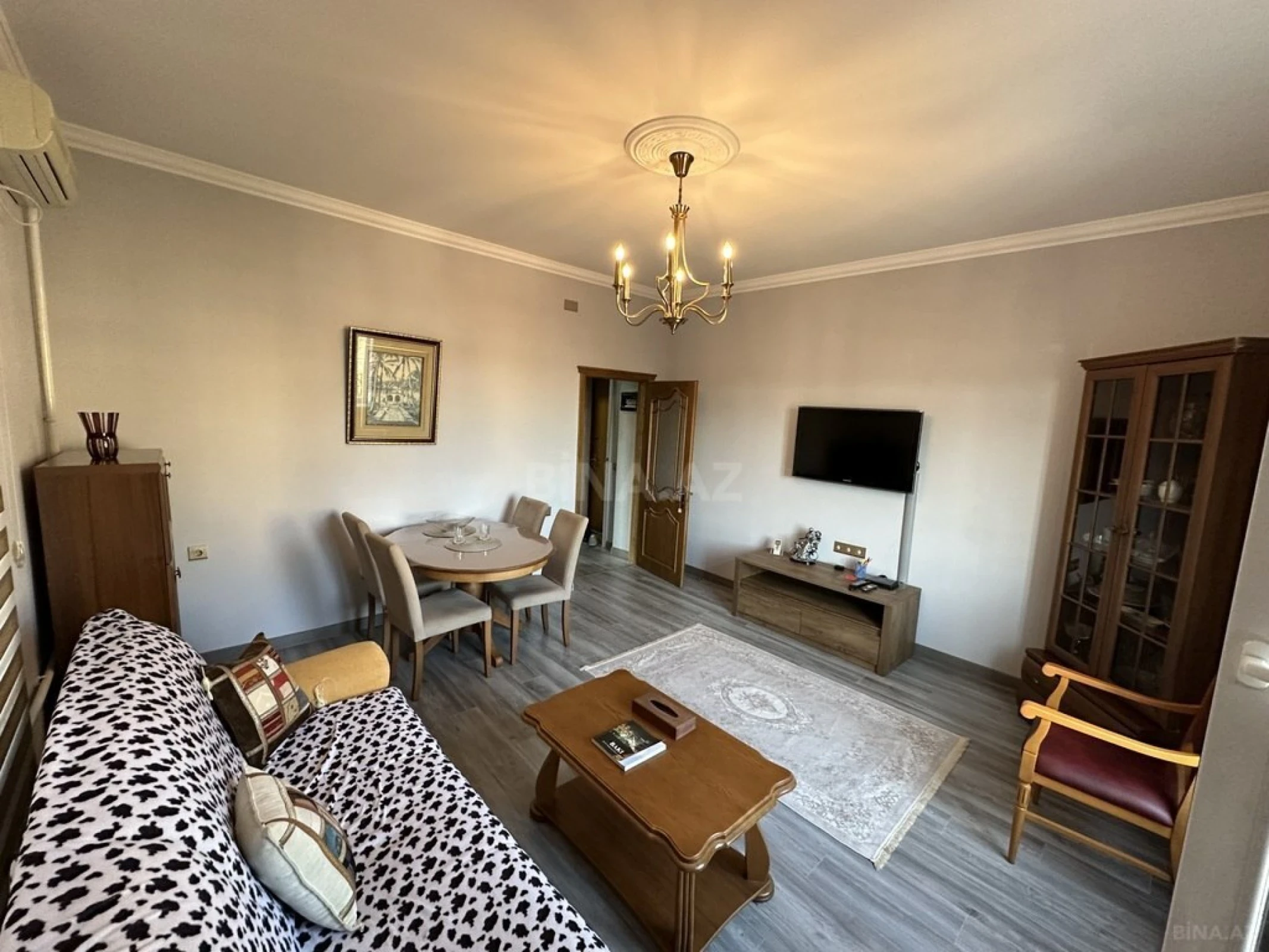 Kirayə verilir 2 otaqlı mənzil 65 m²