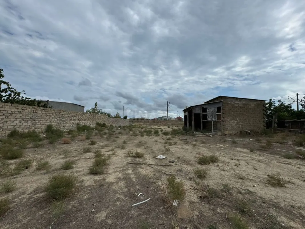 Satılır torpaq sahəsi 12 m²