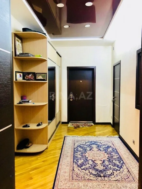 Satılır 2 otaqlı mənzil 64 m²