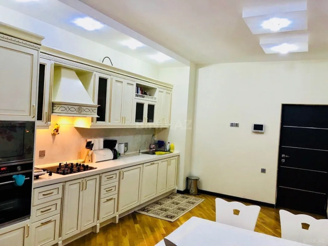 Satılır 2 otaqlı mənzil 64 m²