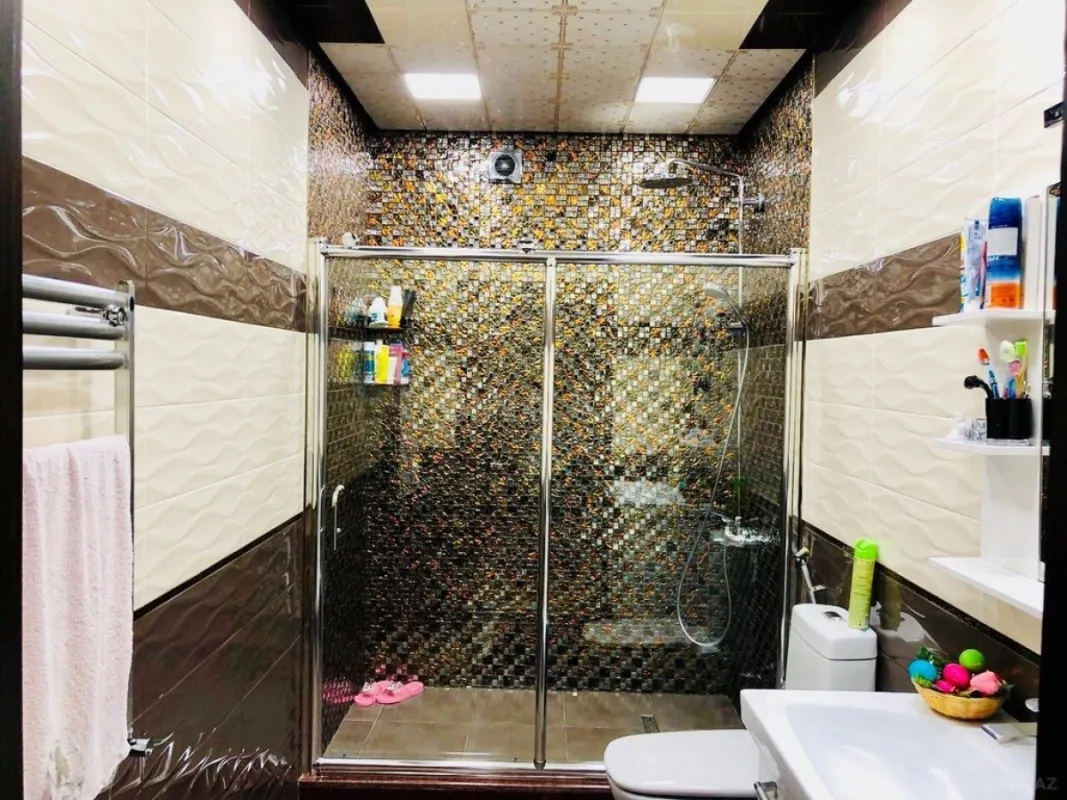 Satılır 2 otaqlı mənzil 64 m²