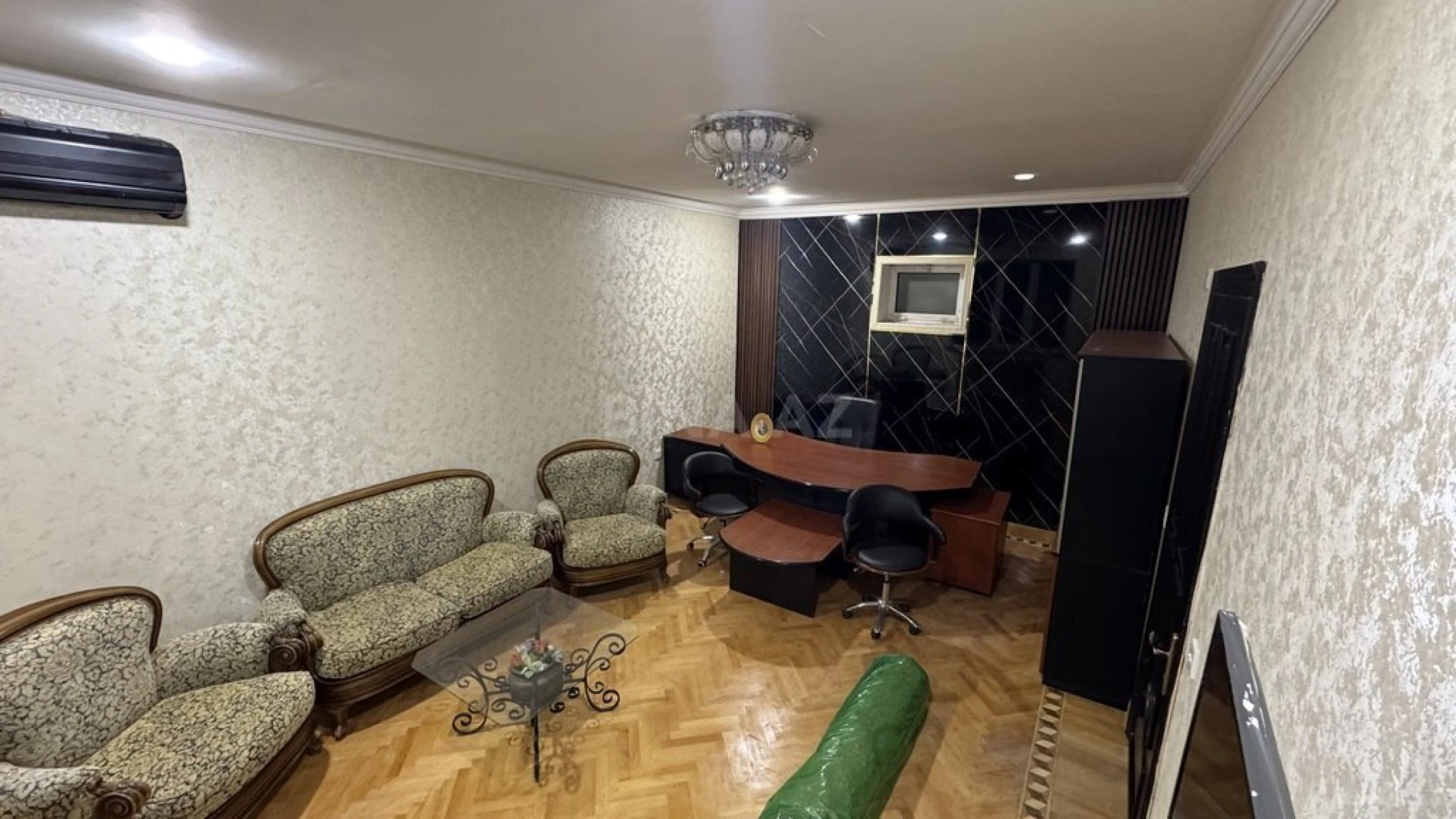 Kirayə verilir obyekt 250 m²