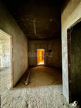 Satılır 3 otaqlı mənzil 134.5 m²