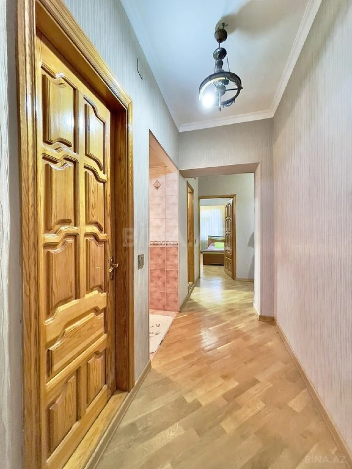 Satılır 4 otaqlı mənzil 100 m²