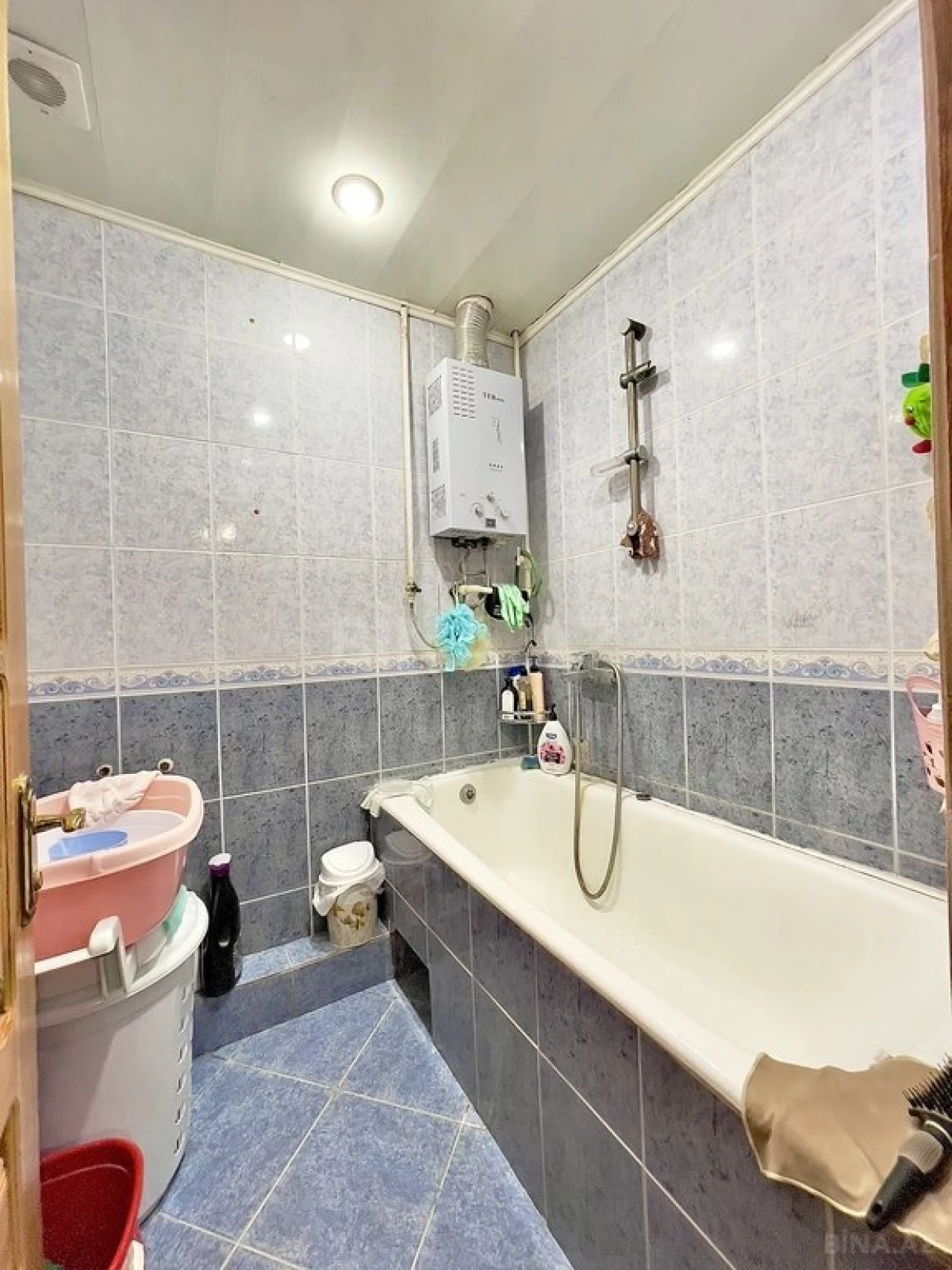 Satılır 4 otaqlı mənzil 100 m²